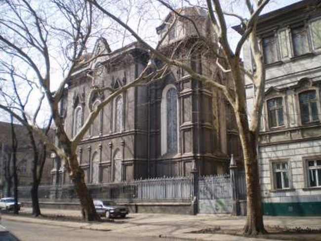 Одесскому облсовету предложат приостановить решение о передаче здания архива еврейской общине