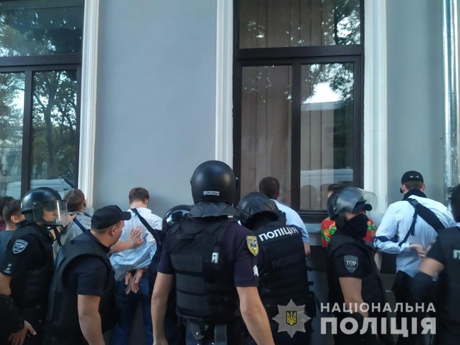 Після Маршу рівності на одеських поліцейських напали та поранили 29 правоохоронців