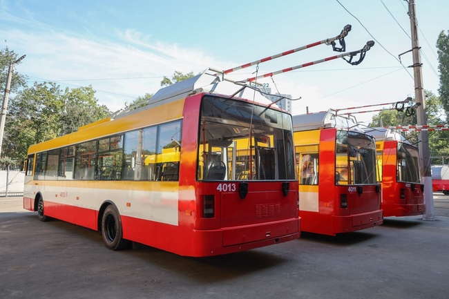Мерія планує запустити житловим масивом в Одесі новий маршрут електробусів