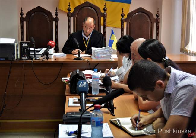 Одесский горсовет оказался в числе ответчиков в "деле Виктории"