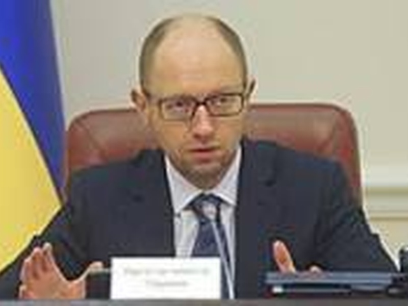 Денег хватит на субсидии даже 15 миллионам граждан Украины, – сообщил Премьер-министр А.Яценюк
