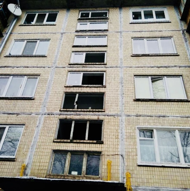 В восьми одесских домах заменят стекла почти на миллион без аукционов