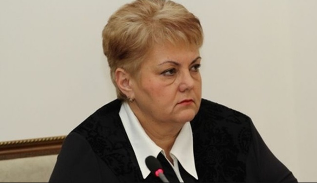 Суд дал адвокатам бывшей заместительницы мэра Зинаиды Цвиринько меньше месяца на ознакомление с делом "Виктории"