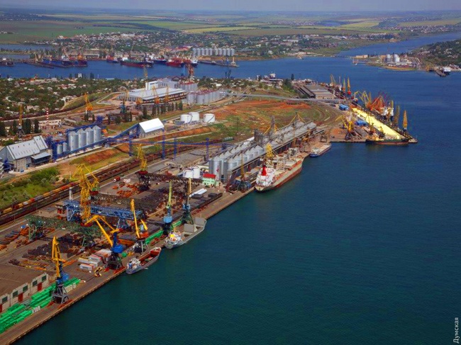 Фонд держмайна розірвав угоду з орендарем порту «Чорноморськ»
