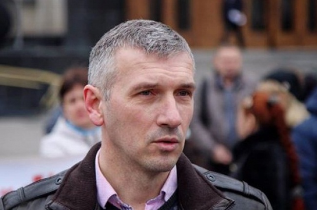 Немецкие врачи вынули пулю из одесского активиста Олега Михайлика