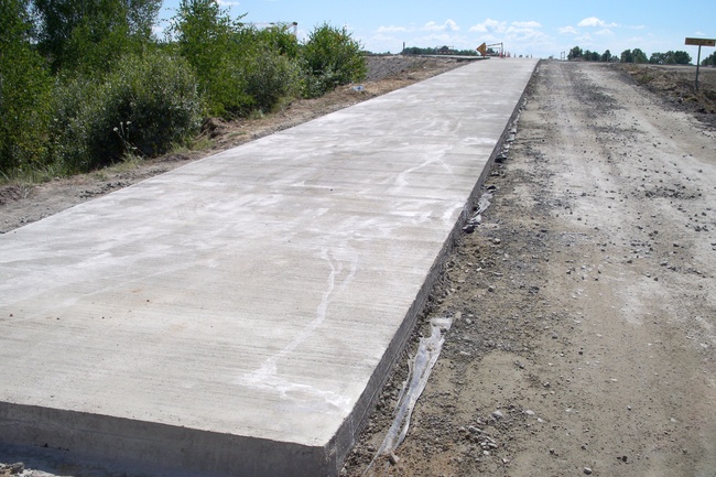 Между украинскими портами построят бетонные дороги