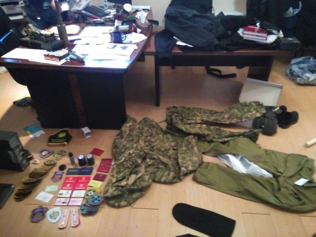 Сотрудники СБУ и полиции задержали в Одессе подозреваемого в нападении на иностранца: злоумышленники "прикрывались" фальшивыми удостоверениями СБУ