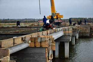 Завдяки сонцю та генераторам: на Херсонщині відновили водопостачання в одній із громад