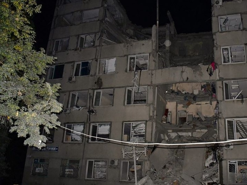 Внаслідок руйнування офісної будівлі в Миколаєві шкода екології склала майже 300 мільйонів