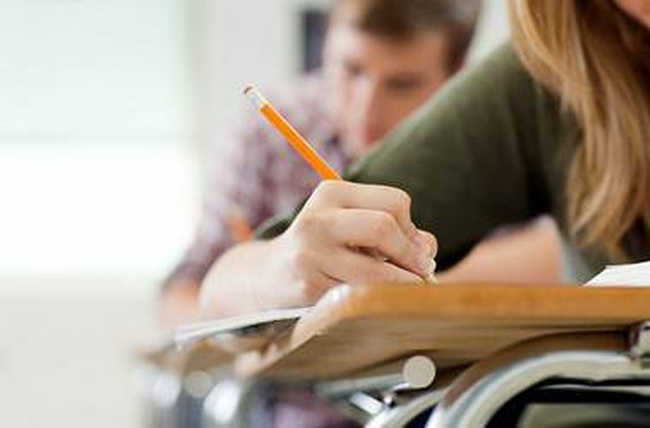 Выпускница одесской гимназии набрала 200 баллов по двум и 199 по одному предмету ВНО