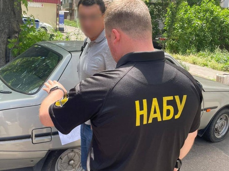 Антикорупційний суд продовжив розслідування справи одеського депутата