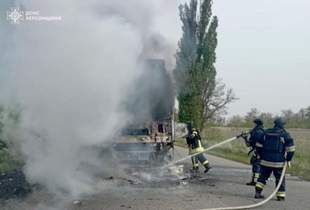 День рятувальників на Херсонщині: повторні обстріли окупантів та деблокування постраждалої