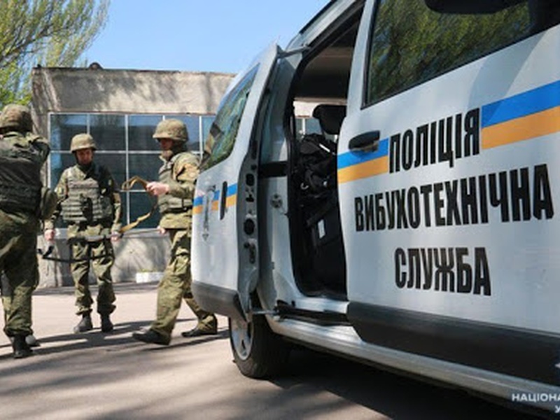 Учнів деяких «замінованих» шкіл в Одесі відправили додому, а вибухівку не знайшли