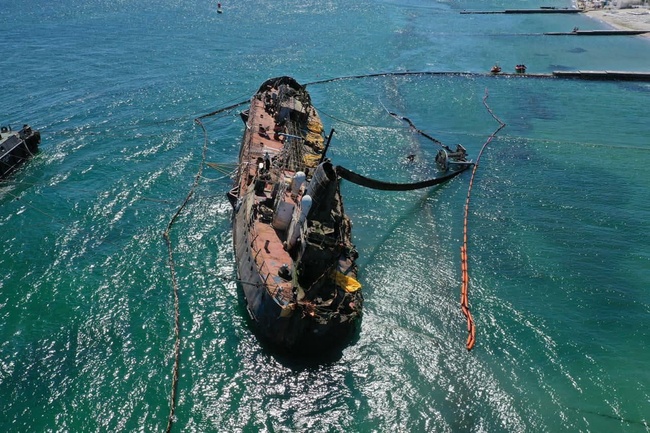 Суд заарештував танкер Delfi: з судновласника хочуть стягнути більше 2 мільйонів