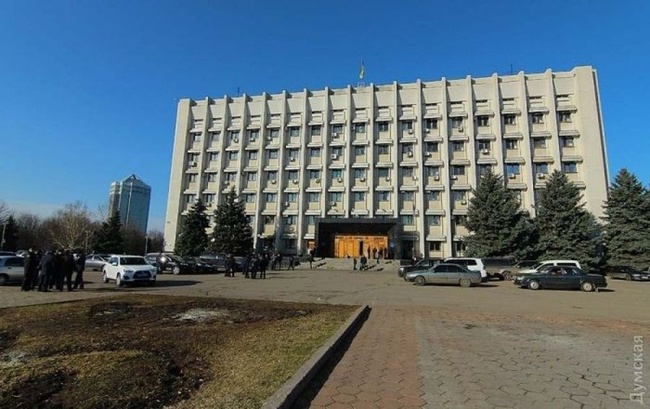Одесская обладминистрация заплатит 180 тысяч за услуги частных юристов