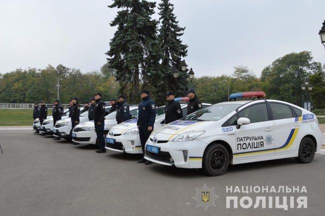 Одесских полицейских скомбинировали в мобильные группы