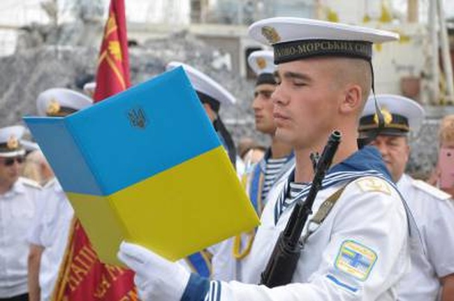 В Одессе приняли присягу будущие офицеры морской пехоты и флота