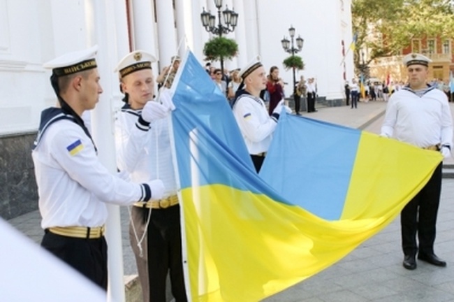 Патриотический забег и «вышиванковый фестиваль»: в Одессе отпраздновали День Независимости