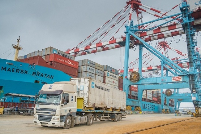 Два терминала Одесского порта стали лидерами по обработке контейнеров в Украине