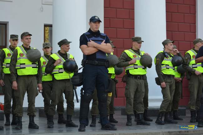 Стычка с полицией у мэрии возникла из-за безответственных действий активистов, - советник главы ГУНП