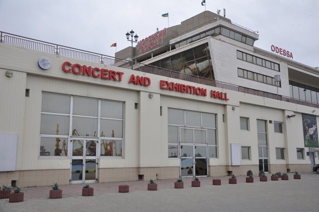 Одесскому порту разрешили реконструкцию концертно-выставочного зала за 102 миллиона
