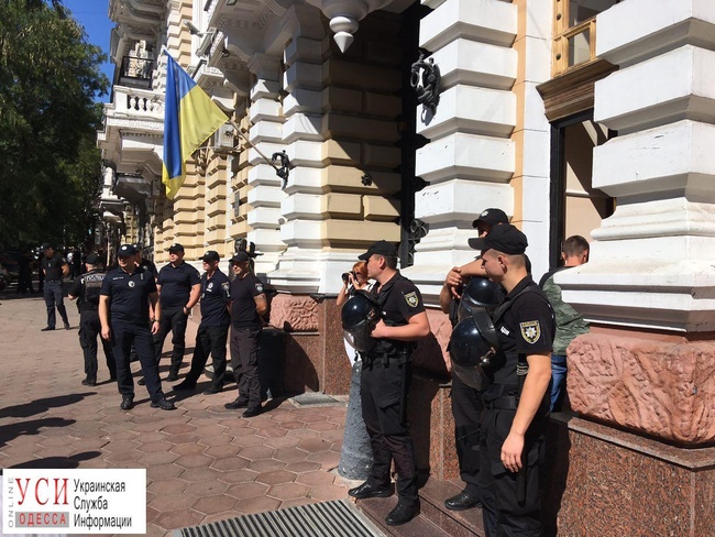 Одесситы перекрывали Пушкинскую в знак протеста против избиения активистов