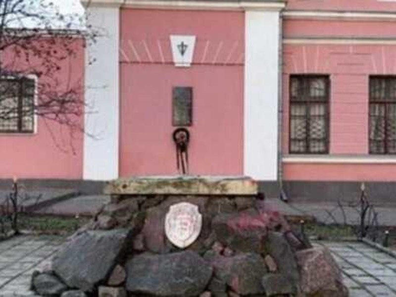 У Миколаєві знесли пам’ятник Суворову