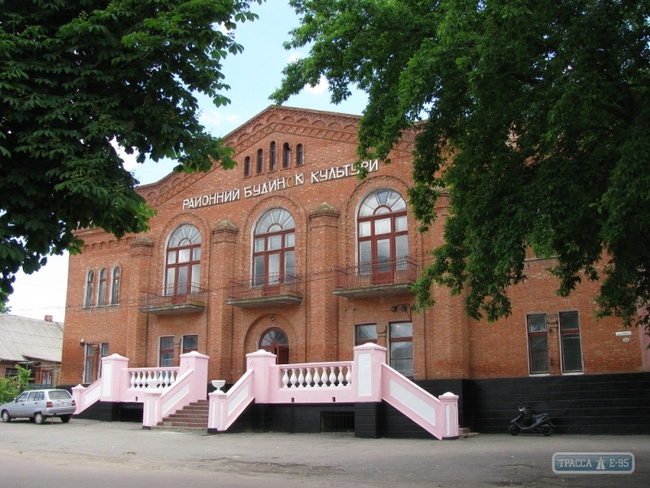 Ананьевский дом культуры повторно попытается купить театральных кресел на миллион