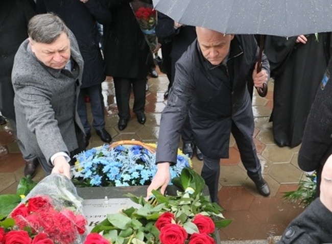 Одесский муниципалитет потратит 100 тысяч на цветы