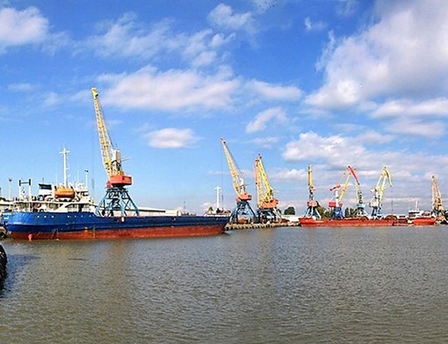 Белгород-Днестровский порт первым в Украине получил утвержденные на государственном уровне границы территории