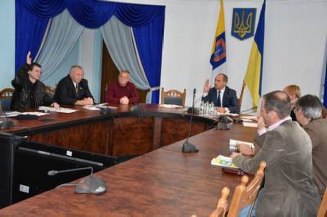 Для села и райцентра в Одесской области утвердили новые гербы и флаги 