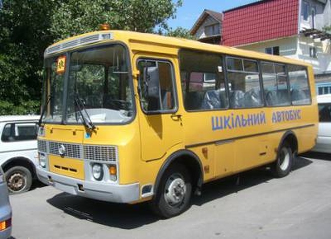 Ширяевская райадминистрация заплатит почти пять миллионов гривень за три школьных автобуса
