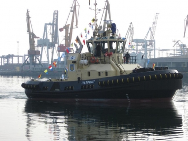 Одесские портовики обвиняют министра в попытке продать буксирный флот за бесценок