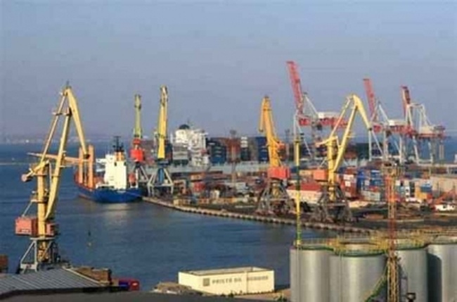 За реконструкцию канала в Черноморском порту предлагают 110 миллионов гривень