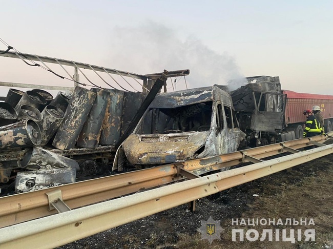 Через аварію з жертвами обмежено рух трасою Одеса-Київ (оновлено)