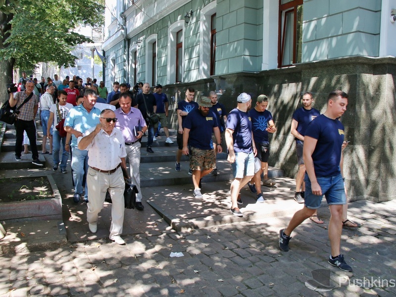 Дело о заливке Воронцовской колоннады бетоном расследует полиция, а архитекторы заявляют о ее уничтожении