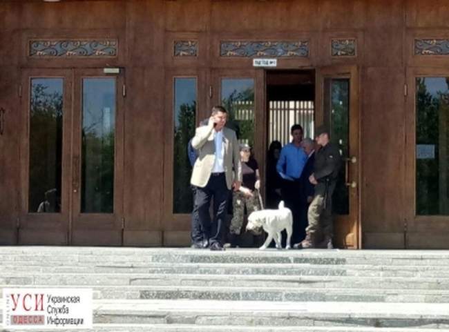 Во время визита министра образования в Одессе «заминировали» оба здания облсовета