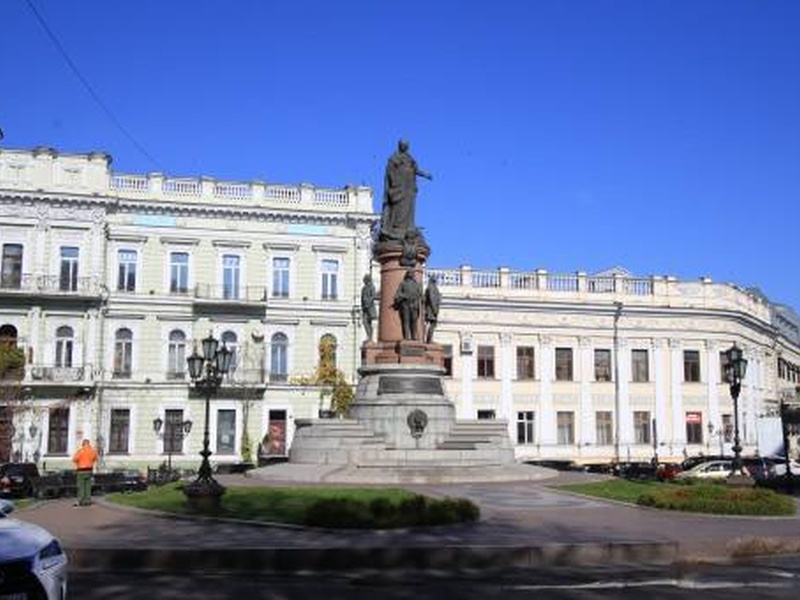 Одеська мерія оголосила обговорення долі пам'ятника зі статуєю Катерини ІІ