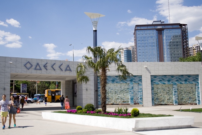 Фирма кипрского происхождения оформляет участок в Аркадии площадью в пять раз больше изначальной