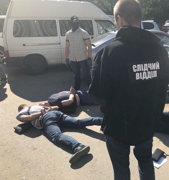 Одесских полицейских подозревают в фабрикации дел и вымогательстве