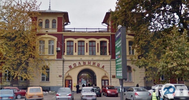 Ремонт покрівлі 117-річної лікарні в Одесі після аукціону здешевів на два мільйони