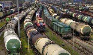 Ukraine may lose 18 thousand railcars due to ARMA tender