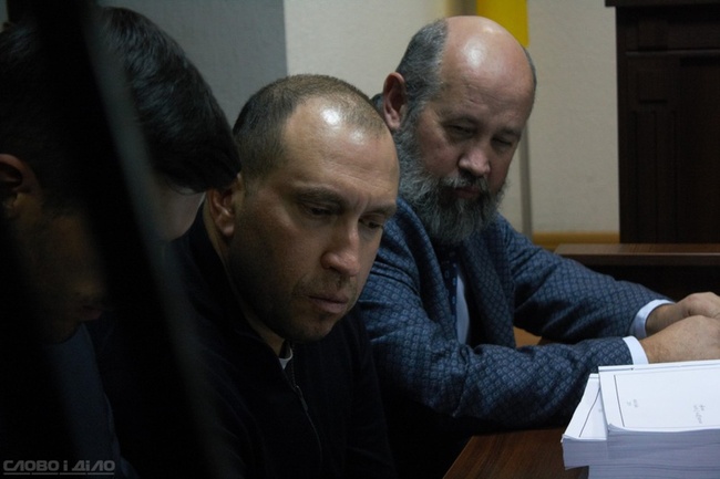 Альперін подав до суду на Зеленського з вимогою повернути йому паспорт громадянина України