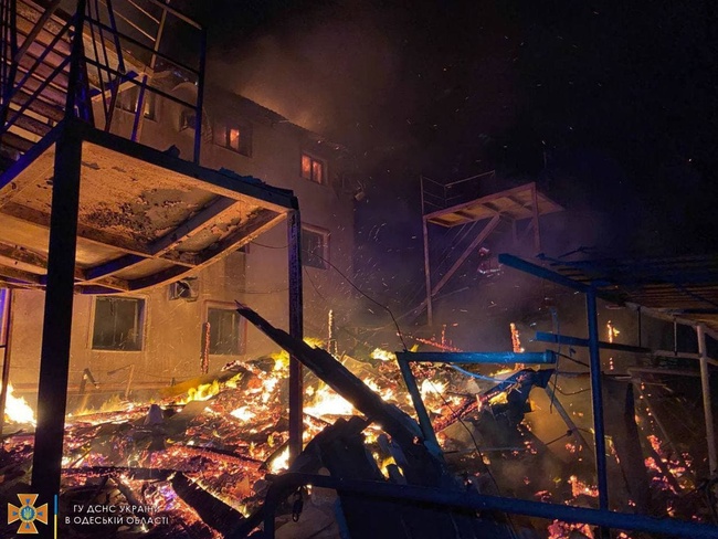 На Одещині за два дні згоріли дві бази відпочинку