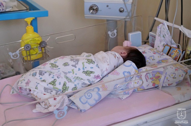 В Одесской области после ремонта открыли отделение для новорожденных