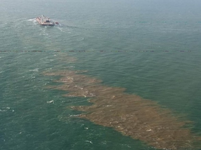 За забруднення моря біля Одеси капітана судна оштрафували на 17 тисяч