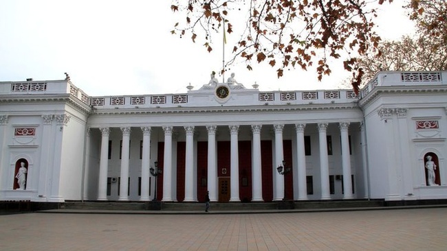 Реставратора будинку Руссова дискваліфікували в боротьбі за реставрацію будівлі одеської мерії