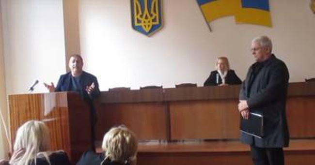 Депутаты Котовского горсовета выгнали журналистов с заседания бюджетной комиссии