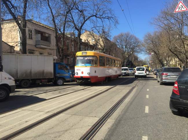 Перекладывание рельсов между Пересыпью и поселком Котовского решили отложить