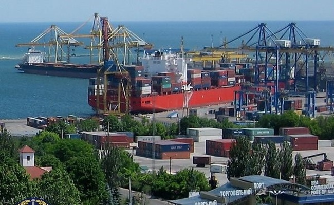 Суд погодився із розірванням договору оренди майна чорноморського порту